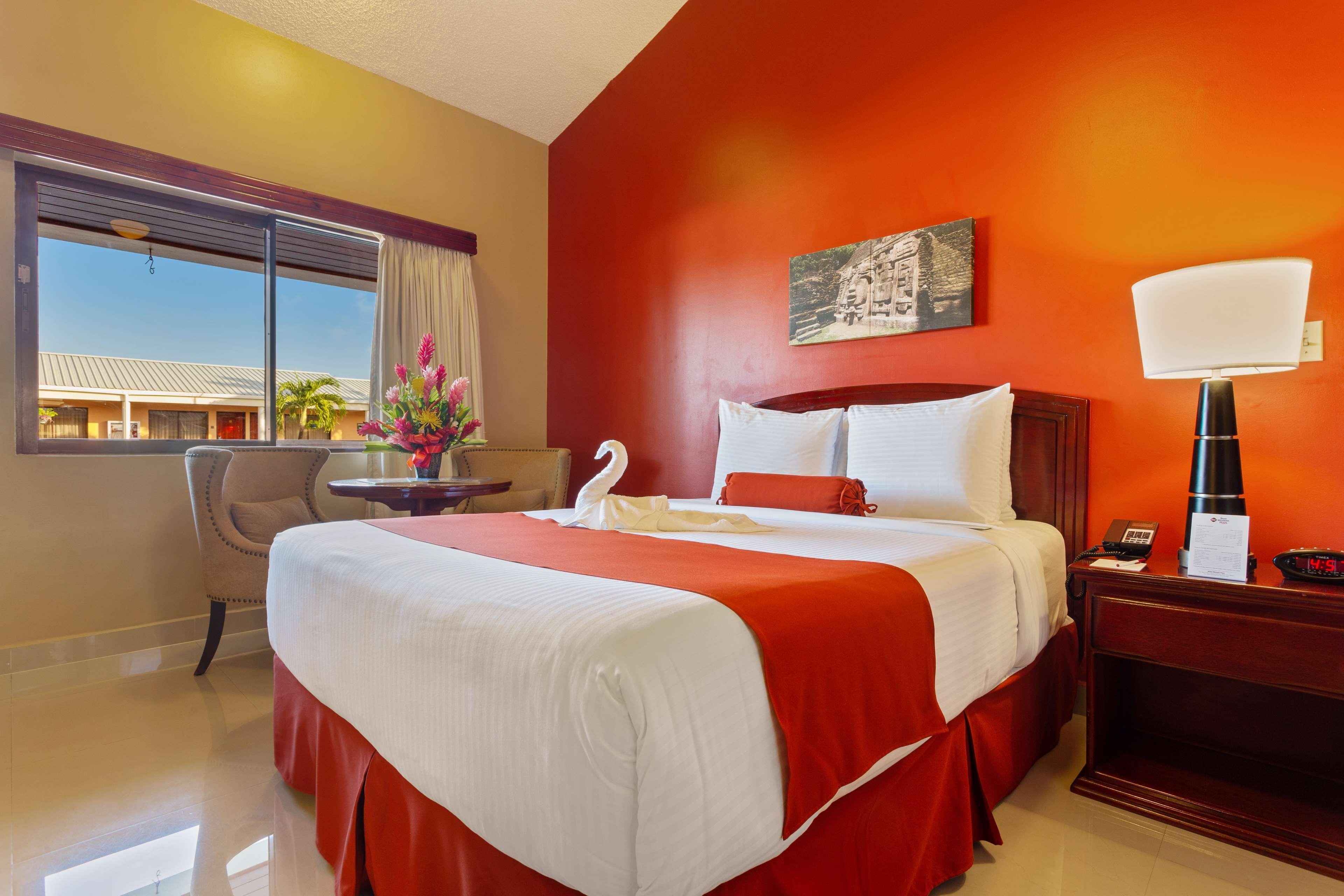 בליז סיטי Best Western Plus Belize Biltmore Plaza מראה חיצוני תמונה