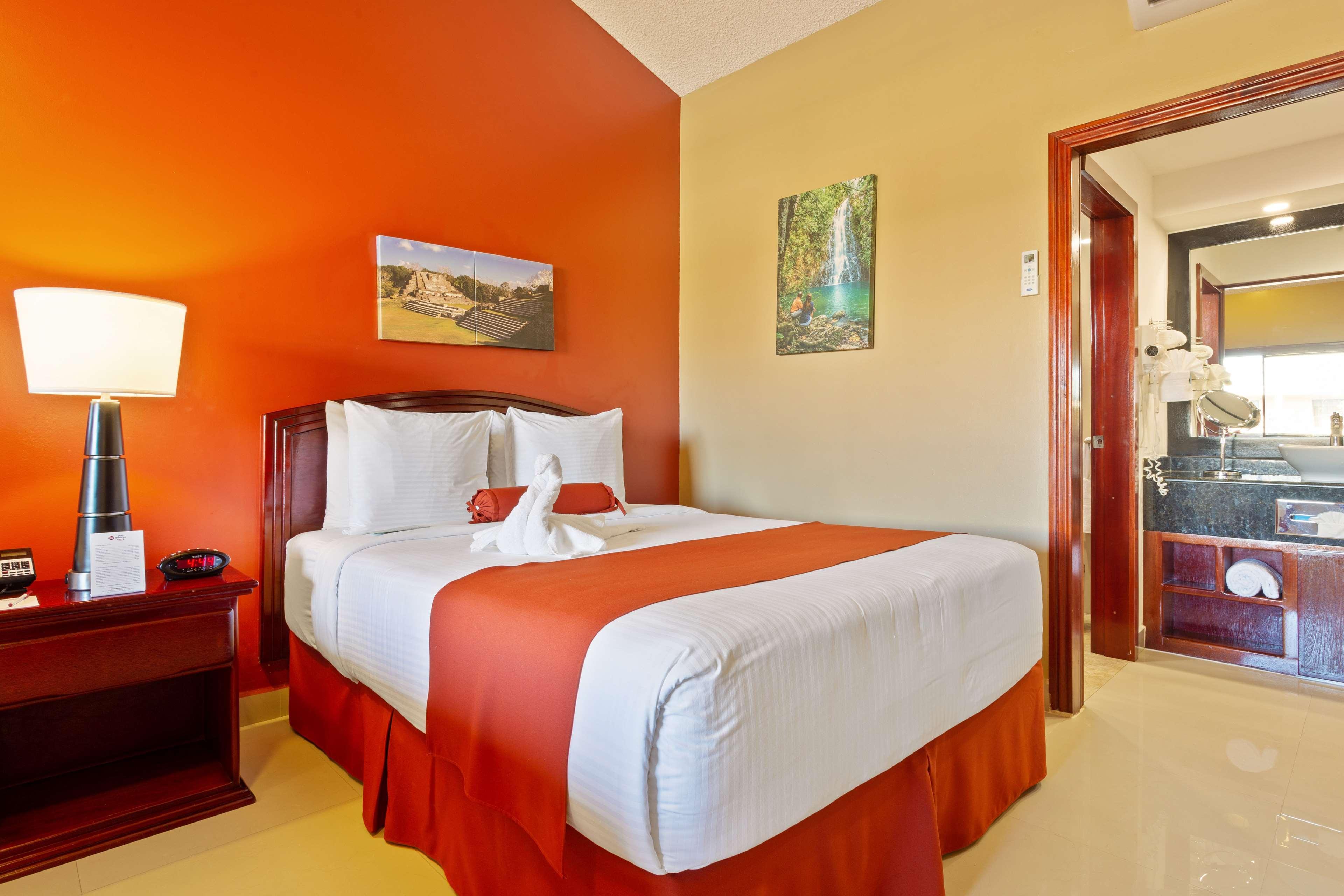 בליז סיטי Best Western Plus Belize Biltmore Plaza מראה חיצוני תמונה