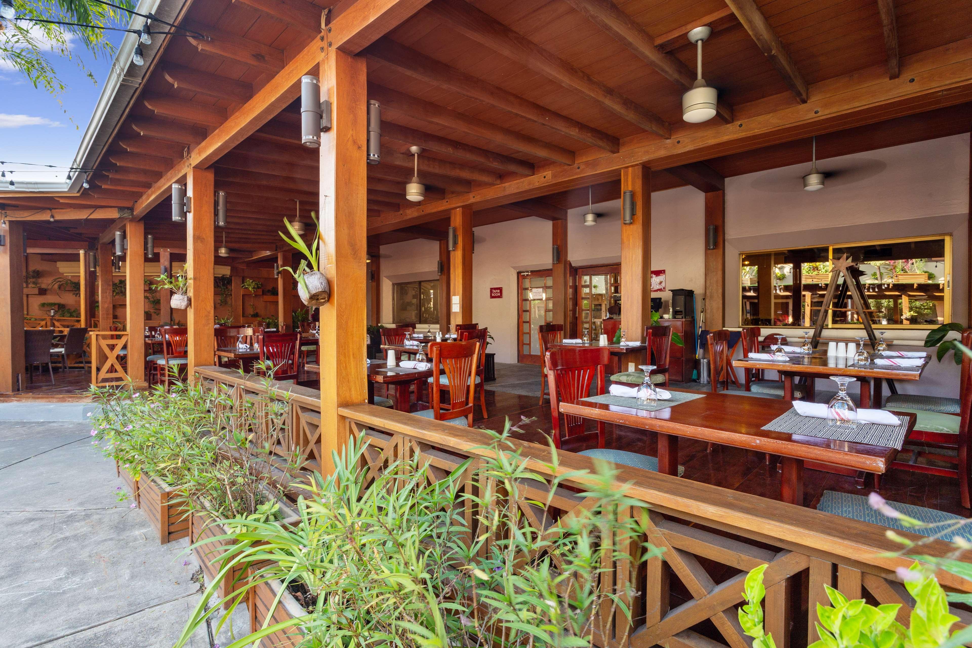 בליז סיטי Best Western Plus Belize Biltmore Plaza מראה חיצוני תמונה