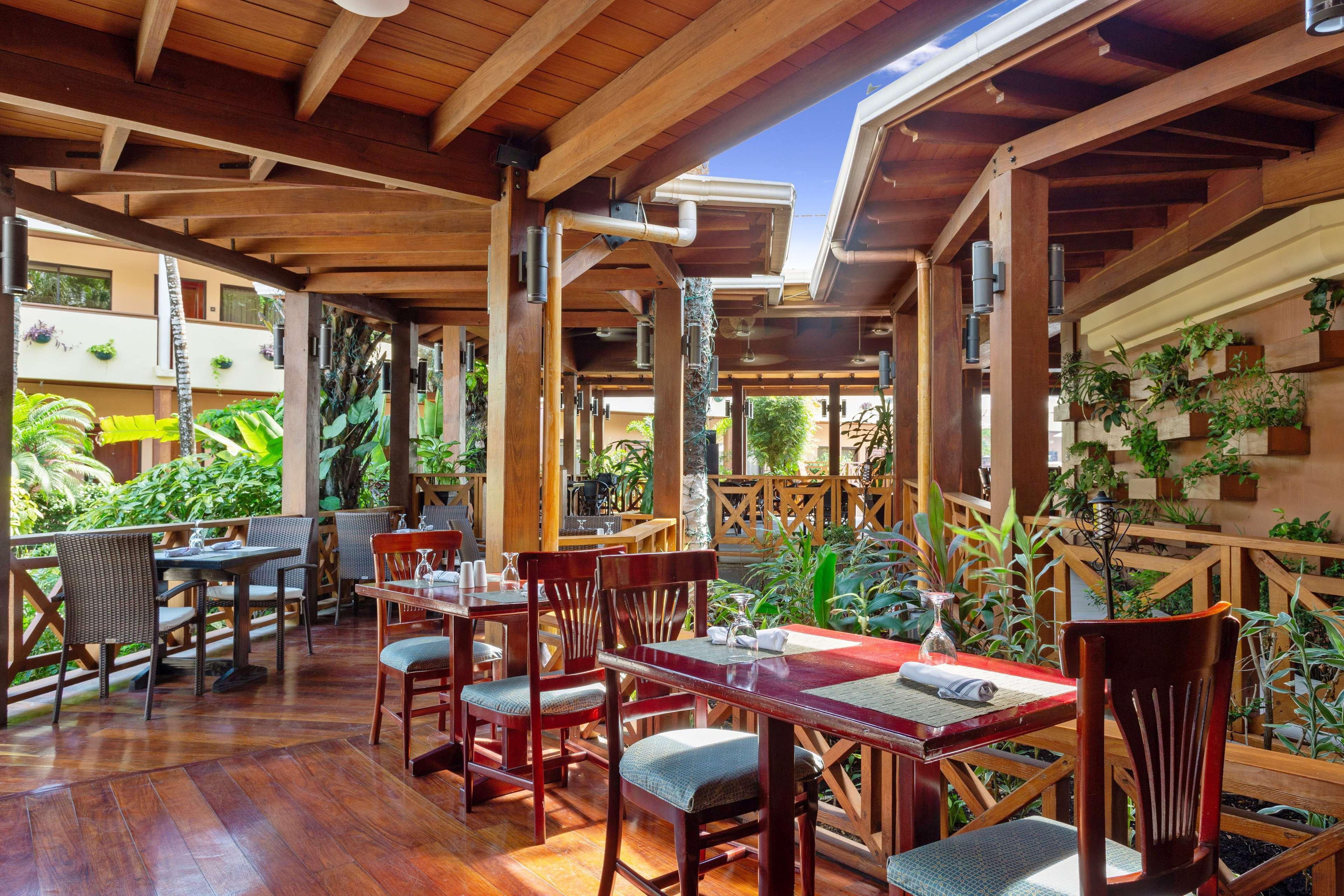 בליז סיטי Best Western Plus Belize Biltmore Plaza מראה חיצוני תמונה