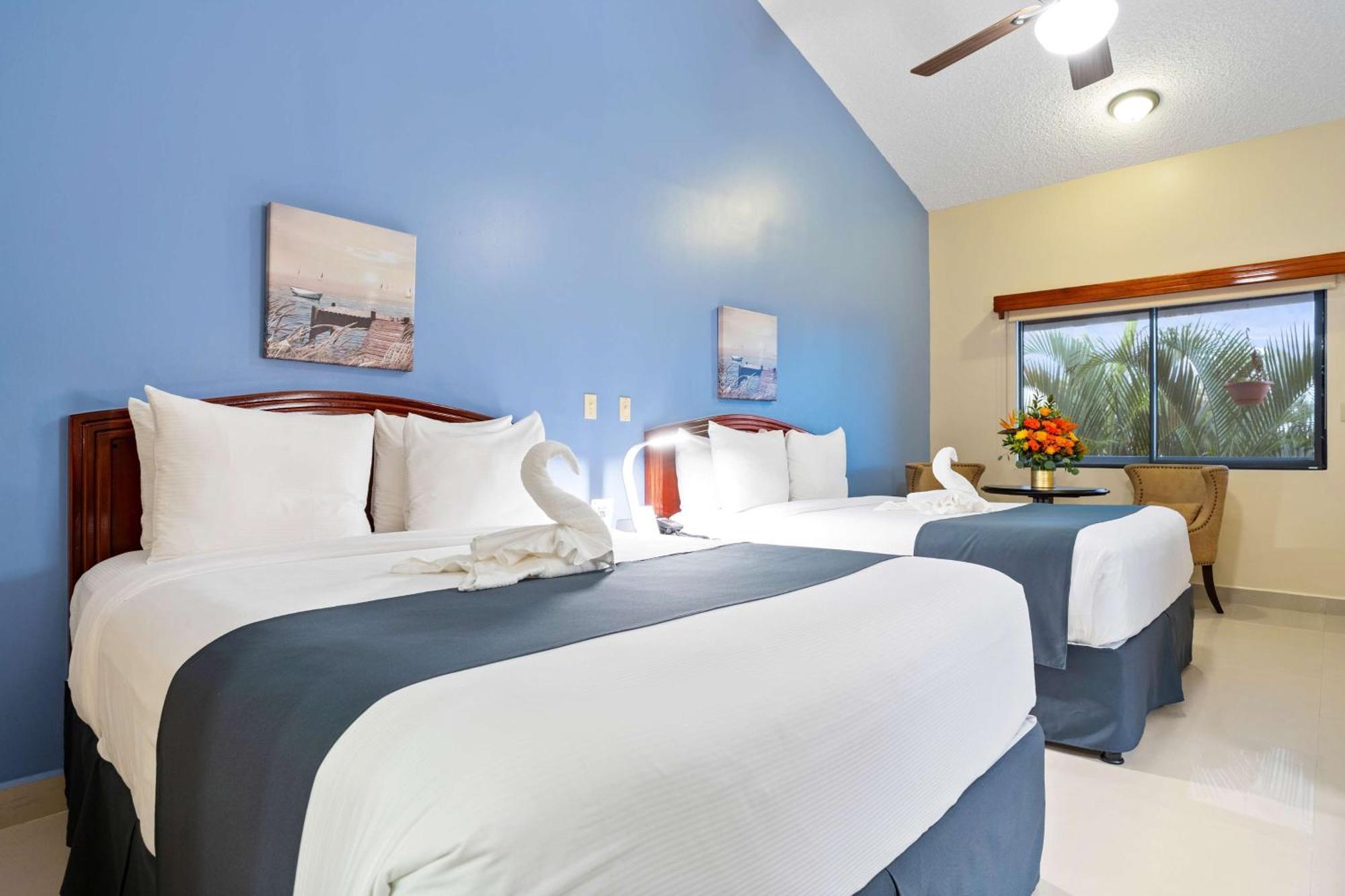 בליז סיטי Best Western Plus Belize Biltmore Plaza מראה חיצוני תמונה